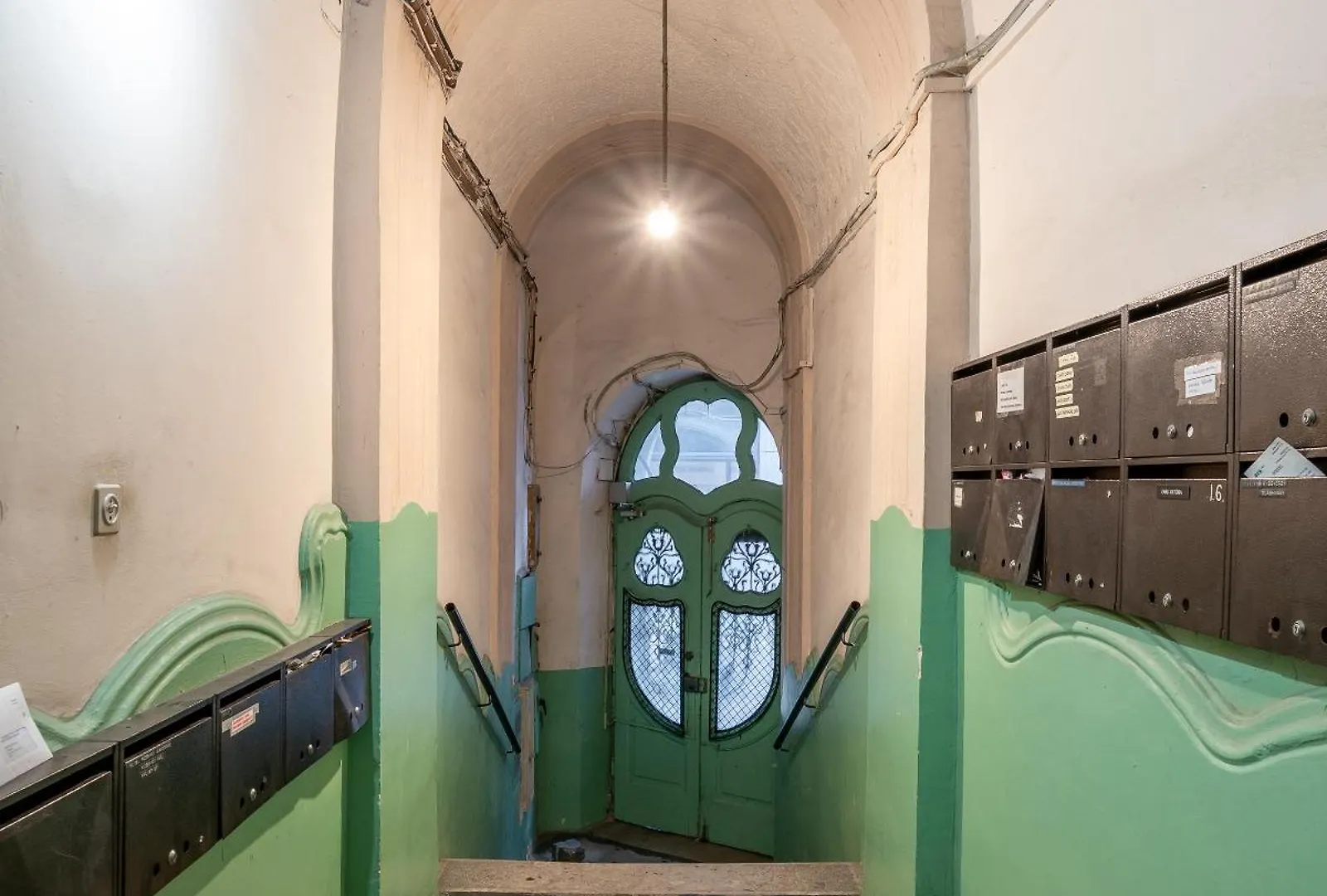 Synagogue 1 Bedroom Apartment S161 Budapest Hungary