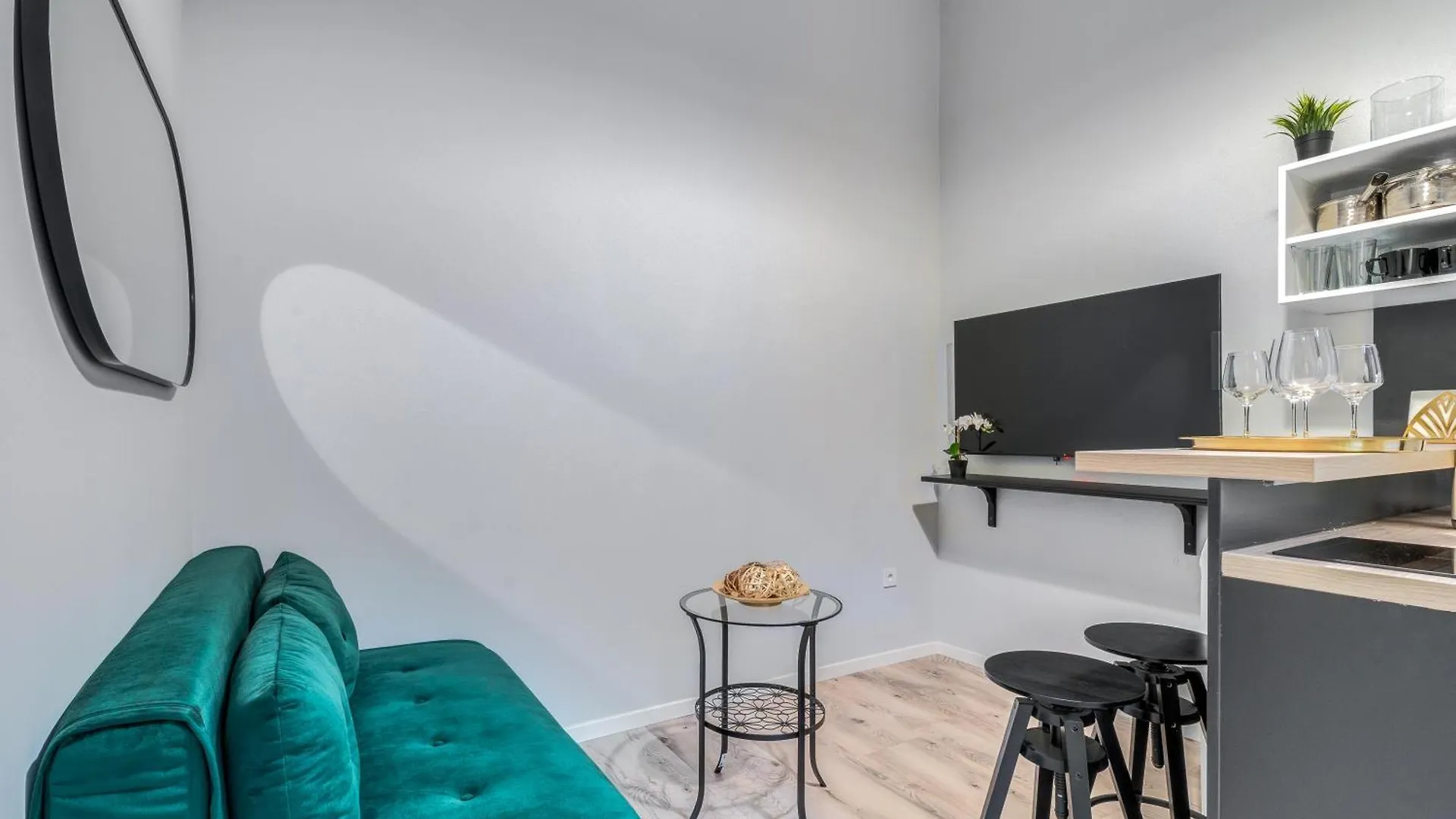 Synagogue 1 Bedroom Apartment S161 Budapest Hungary